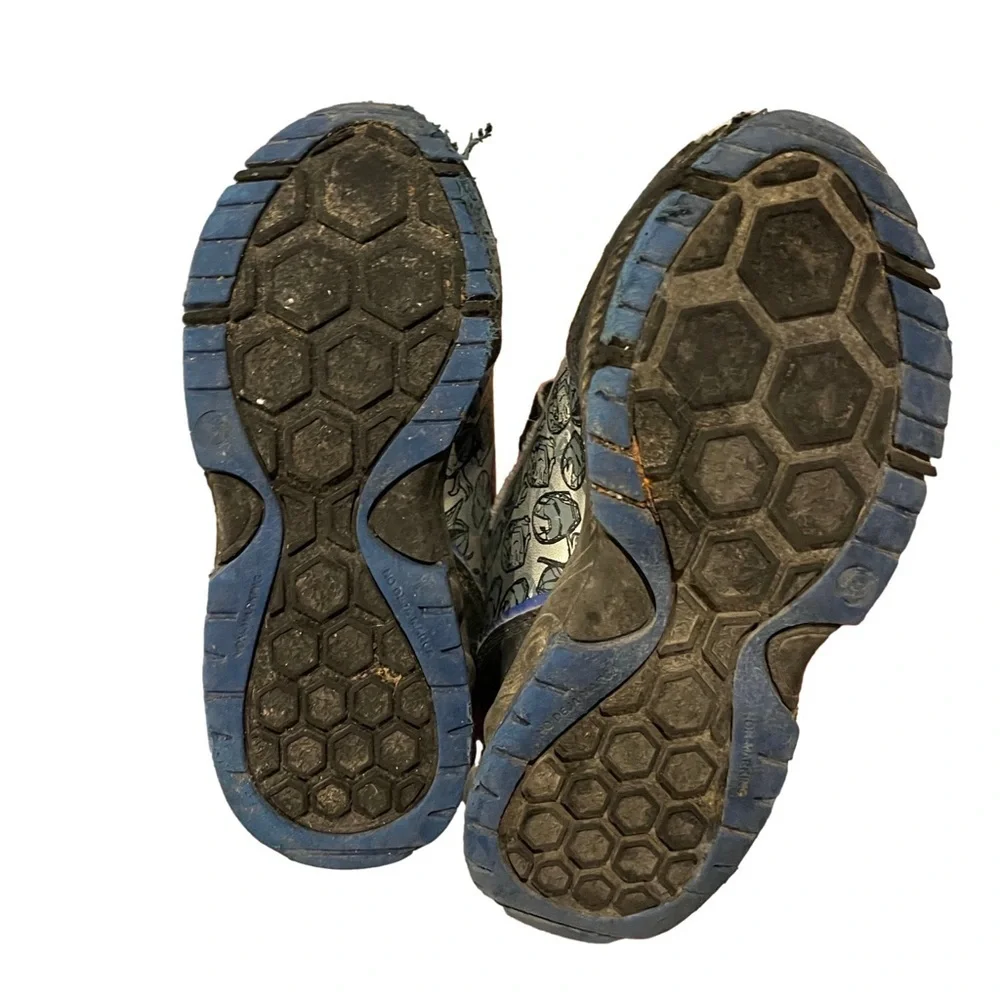 Marvel tennis shoes